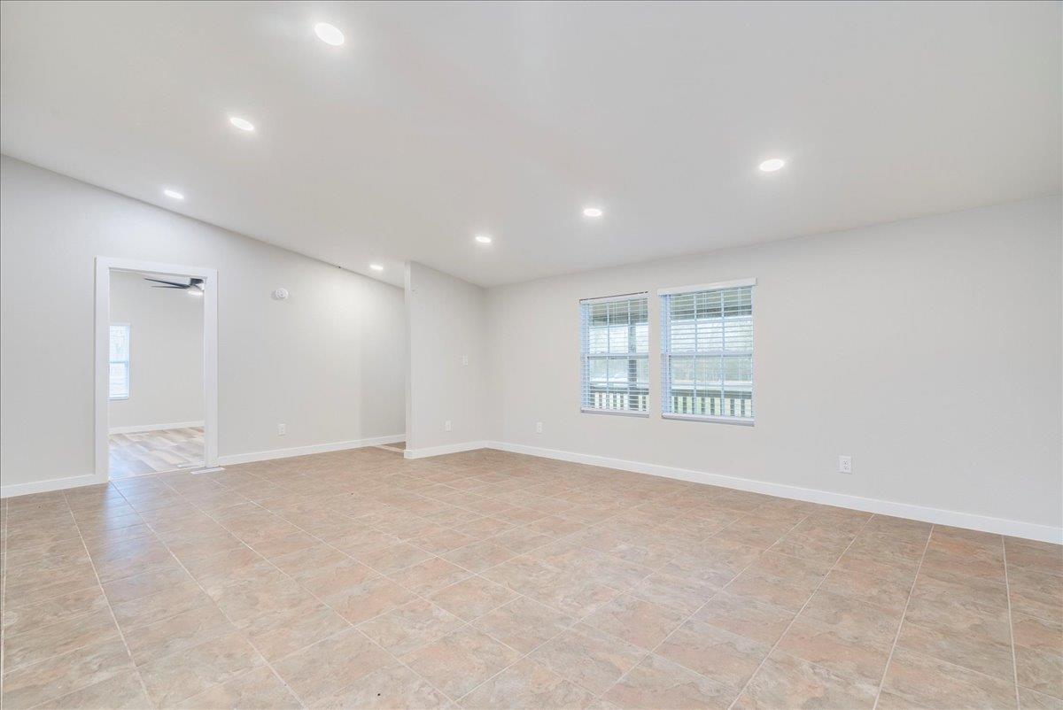 158 Shady Oaks Drive Dale TX 78616