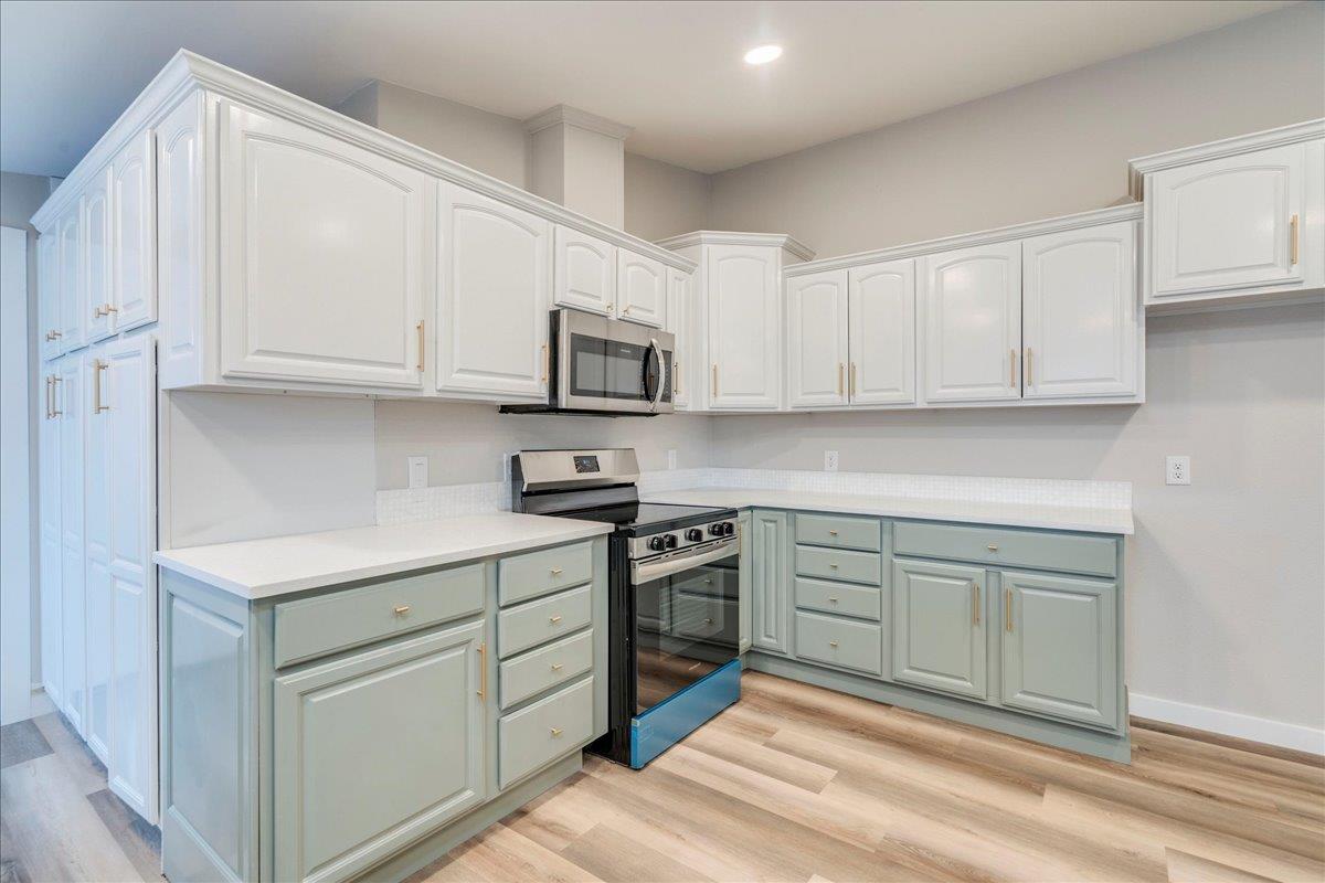 158 Shady Oaks Drive Dale TX 78616