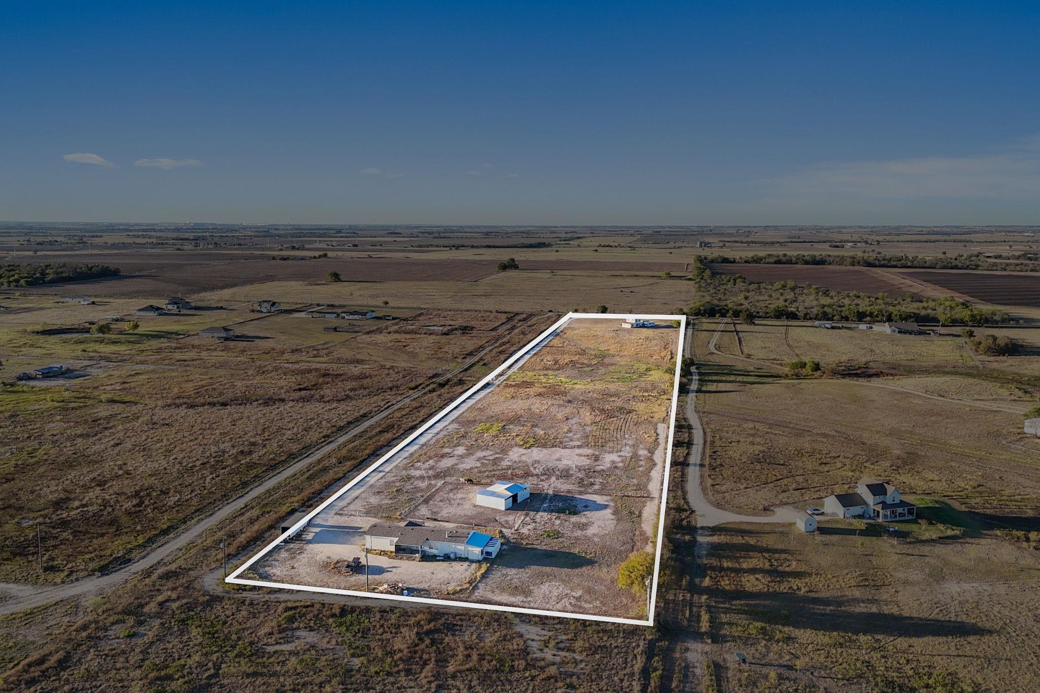 1600 County Road 465 Elgin TX 78621