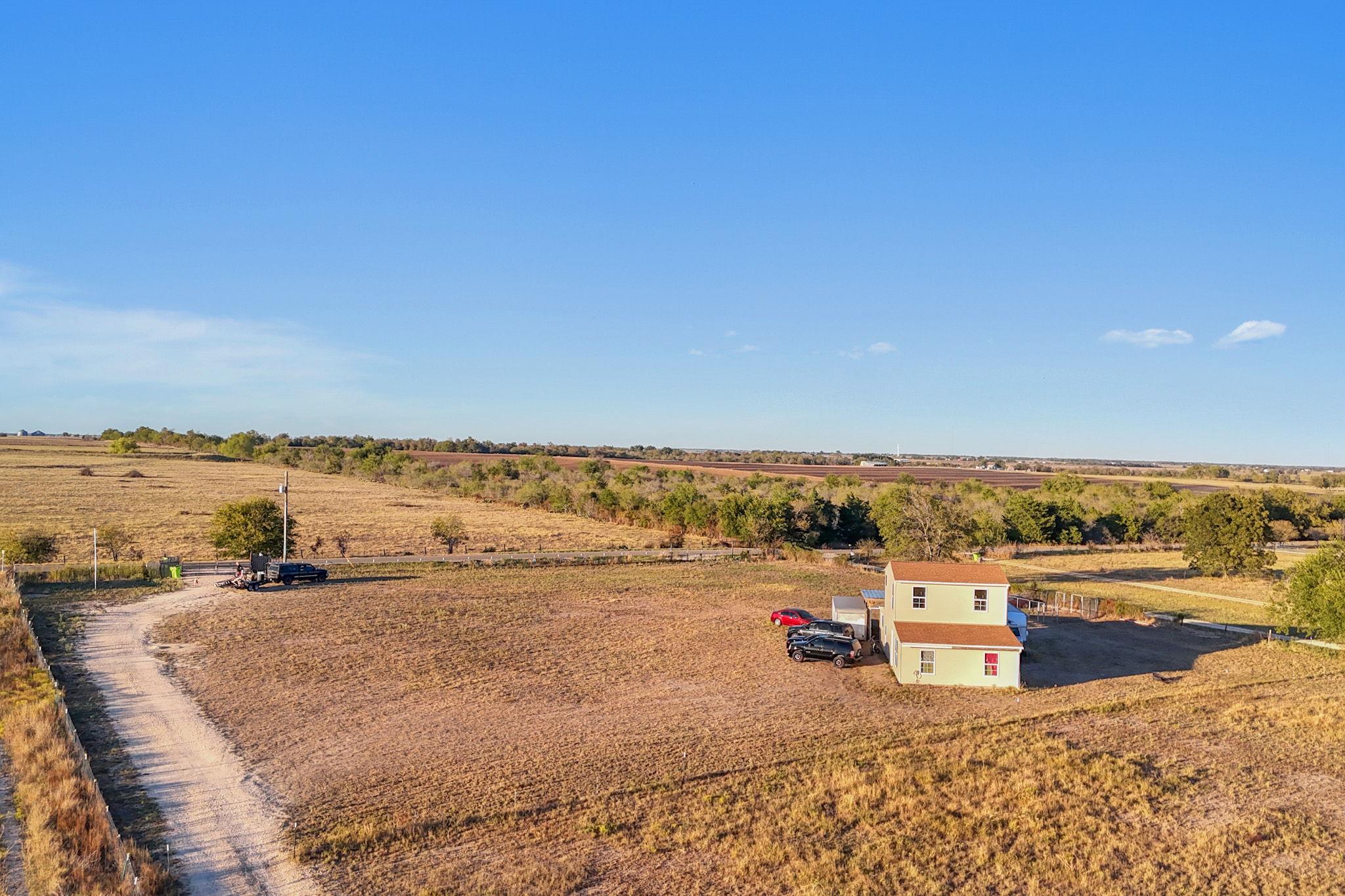 1600 County Road 465 Elgin TX 78621