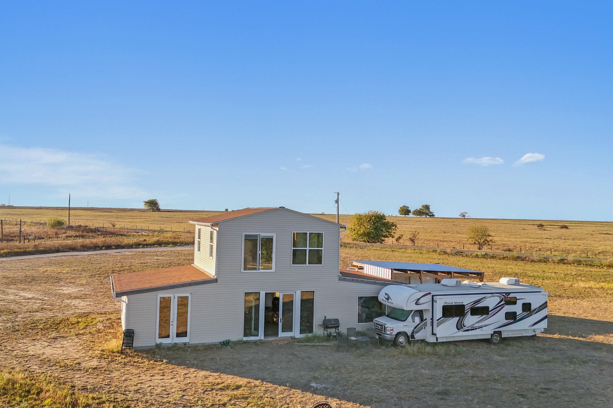 1600 County Road 465 Elgin TX 78621