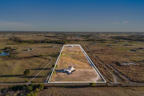 1600 County Road 465 Elgin TX 78621