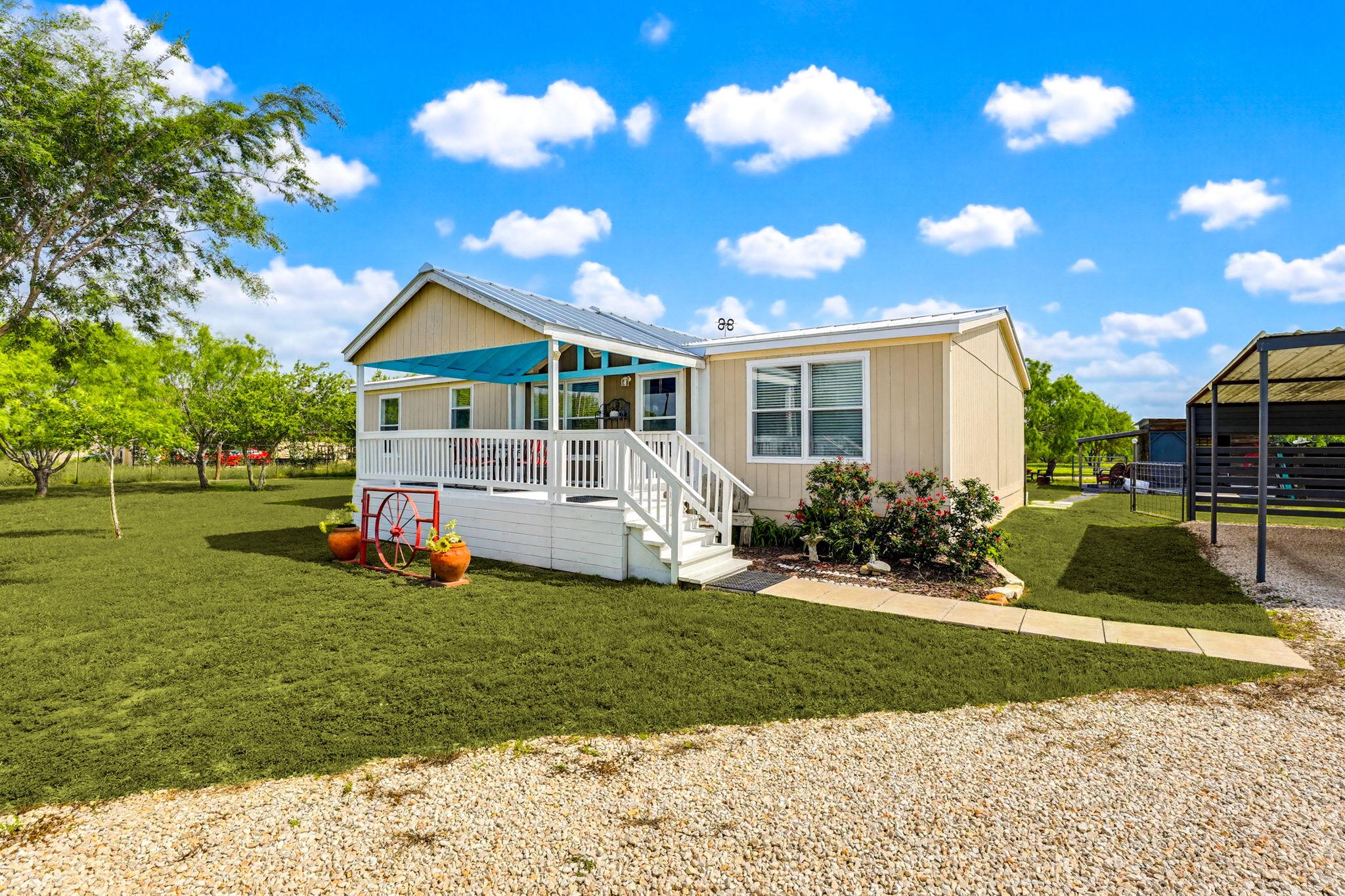 269 Callihan Road Lockhart TX 78644