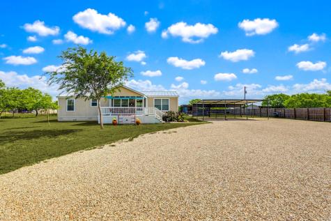 269 Callihan Road Lockhart TX 78644