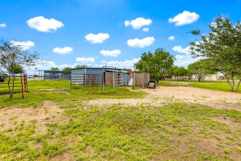 269 Callihan Road Lockhart TX 78644
