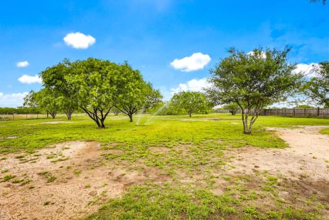 269 Callihan Road Lockhart TX 78644