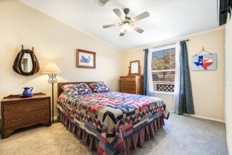 100 Highline Cutoff Kingsland TX 78639