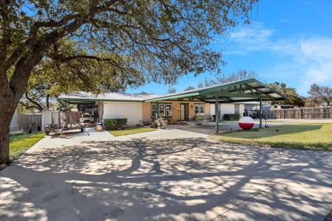 100 Highline Cutoff Kingsland TX 78639