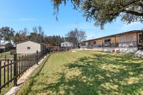 100 Highline Cutoff Kingsland TX 78639