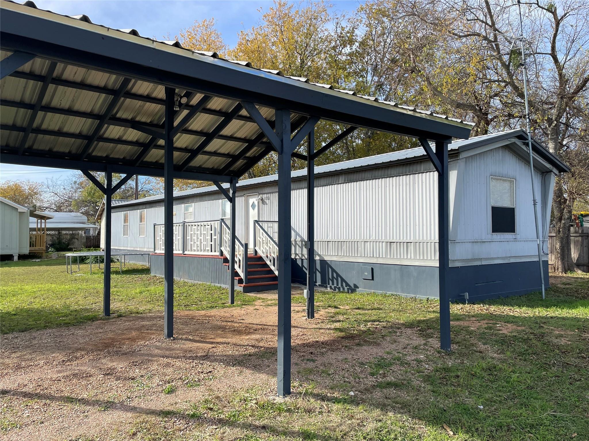 113 Elizabeth Drive Spicewood TX 78669