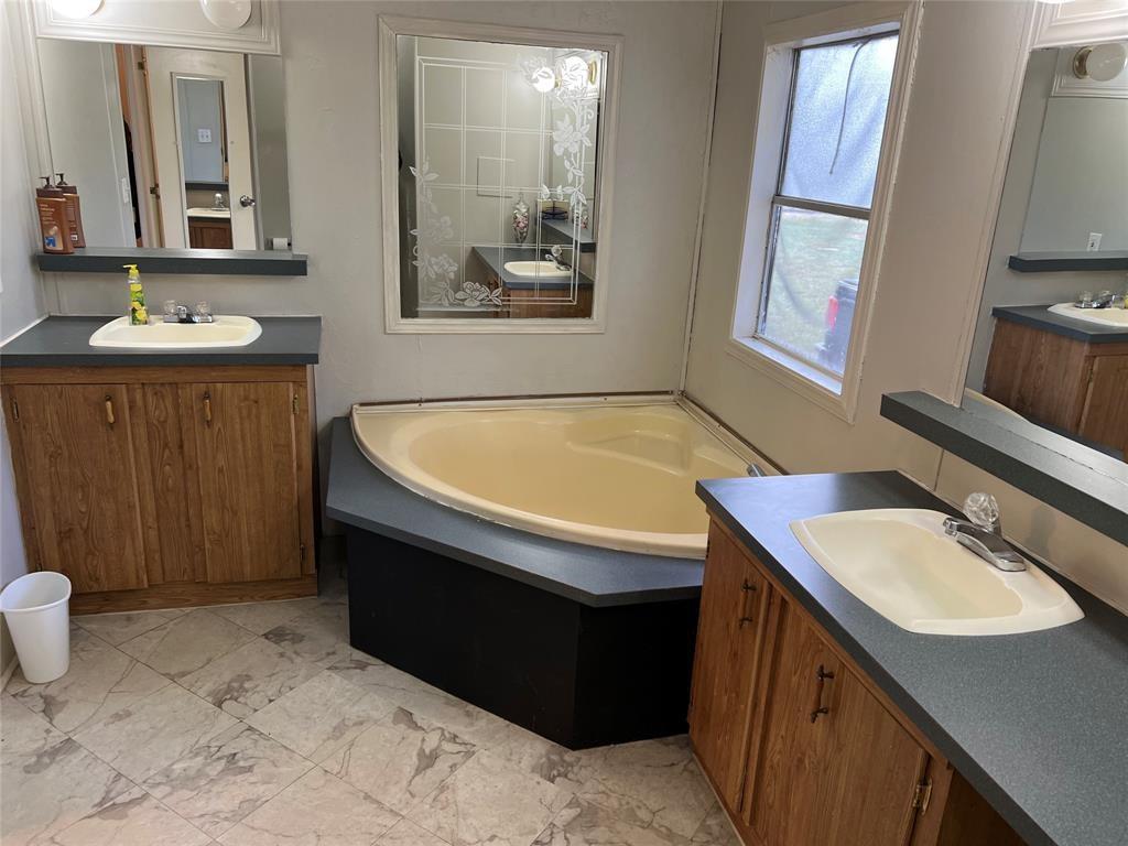 15608 Checotah Drive Austin TX 78734