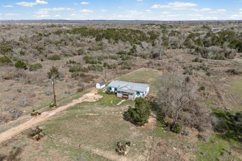 250 Mcduffy Lane West Point TX 78963