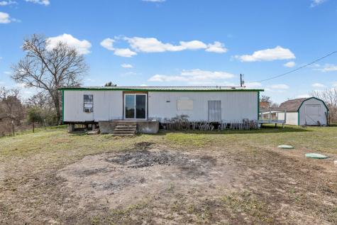 250 Mcduffy Lane West Point TX 78963