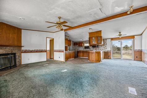 250 Mcduffy Lane West Point TX 78963
