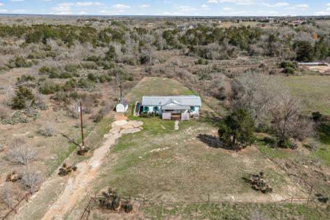 250 Mcduffy Lane West Point TX 78963