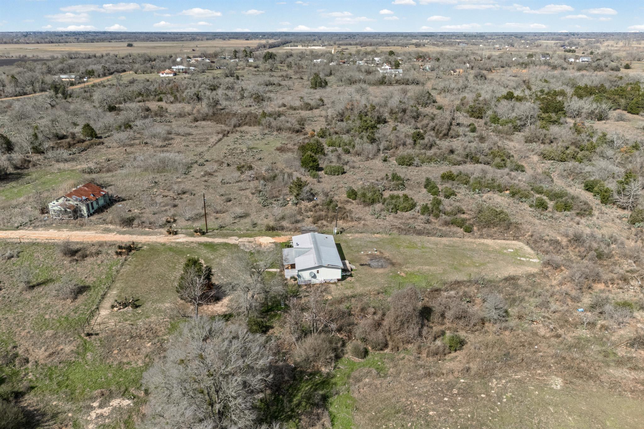 250 Mcduffy Lane West Point TX 78963