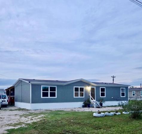 128 Ciervo Street Cedar Creek TX 78612
