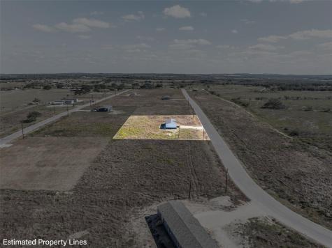 330 Beckham Drive Dale TX 78616