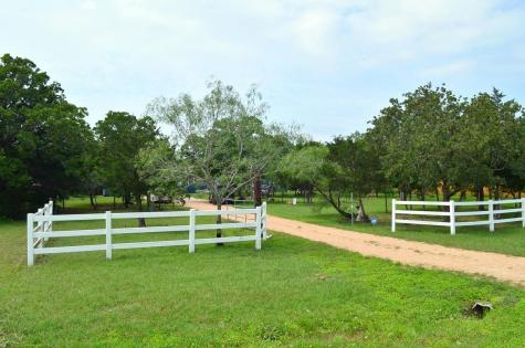 218 Texas Oak Drive Cedar Creek TX 78612