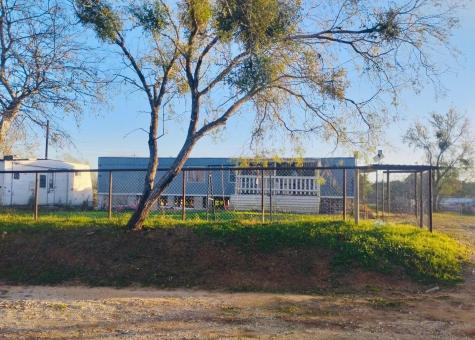 55 W County Road 159 Leesville TX 78122