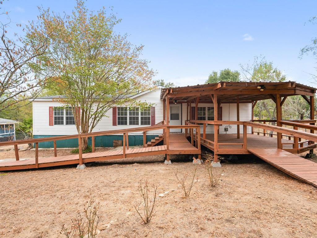 111 Greenslope Cove Bastrop TX 78602