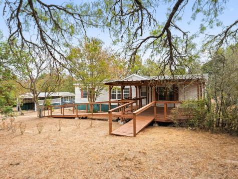 111 Greenslope Cove Bastrop TX 78602