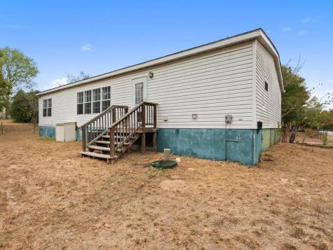 111 Greenslope Cove Bastrop TX 78602