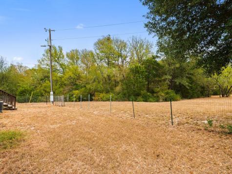 111 Greenslope Cove Bastrop TX 78602