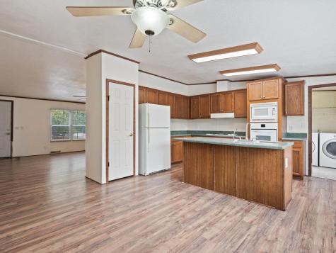 111 Greenslope Cove Bastrop TX 78602