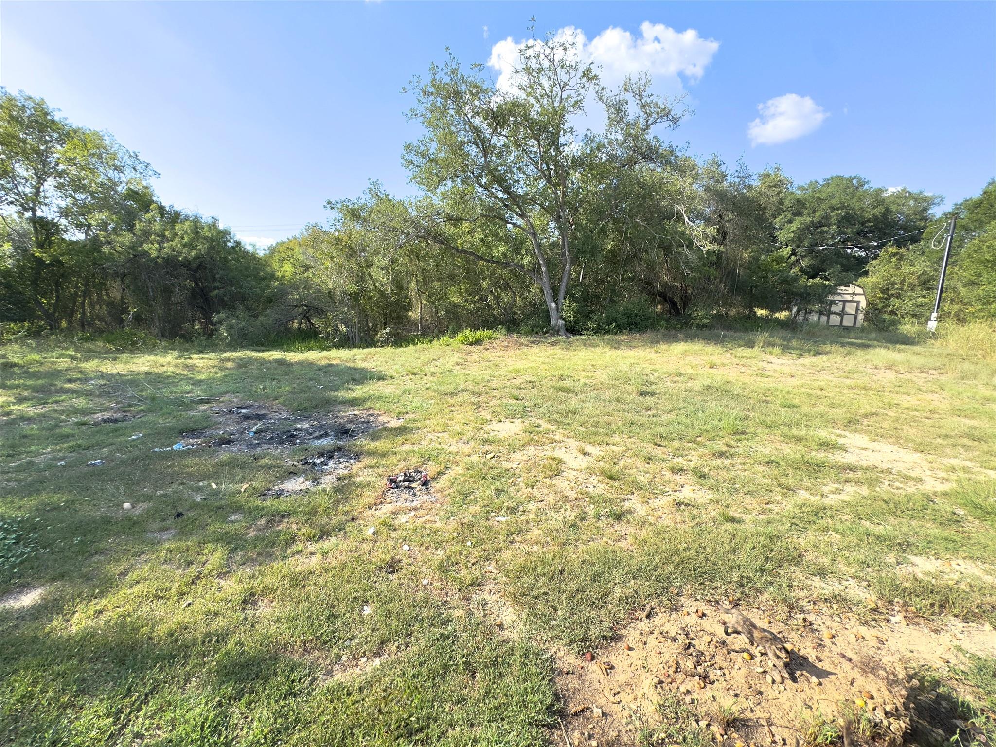 1869 Young Lane Lockhart TX 78644
