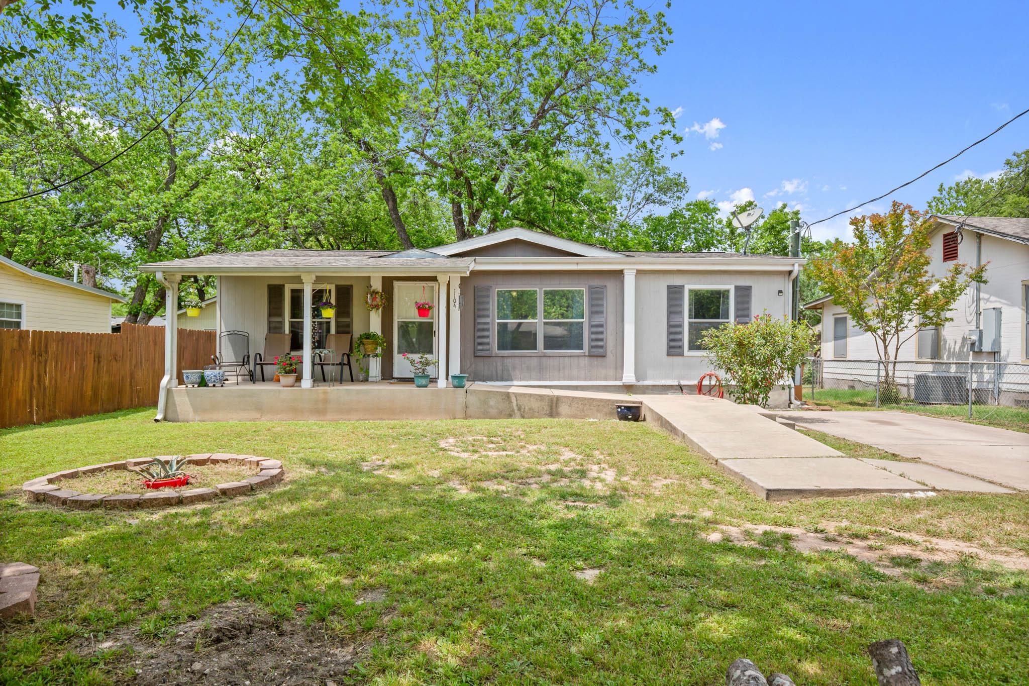 1104 Vasquez Street Austin TX 78741