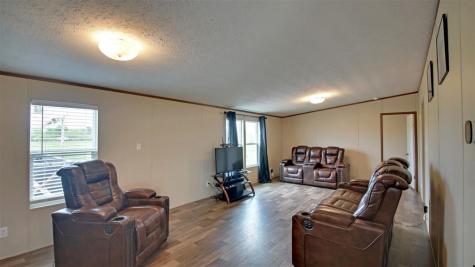 690 Casen Street Dale TX 78616