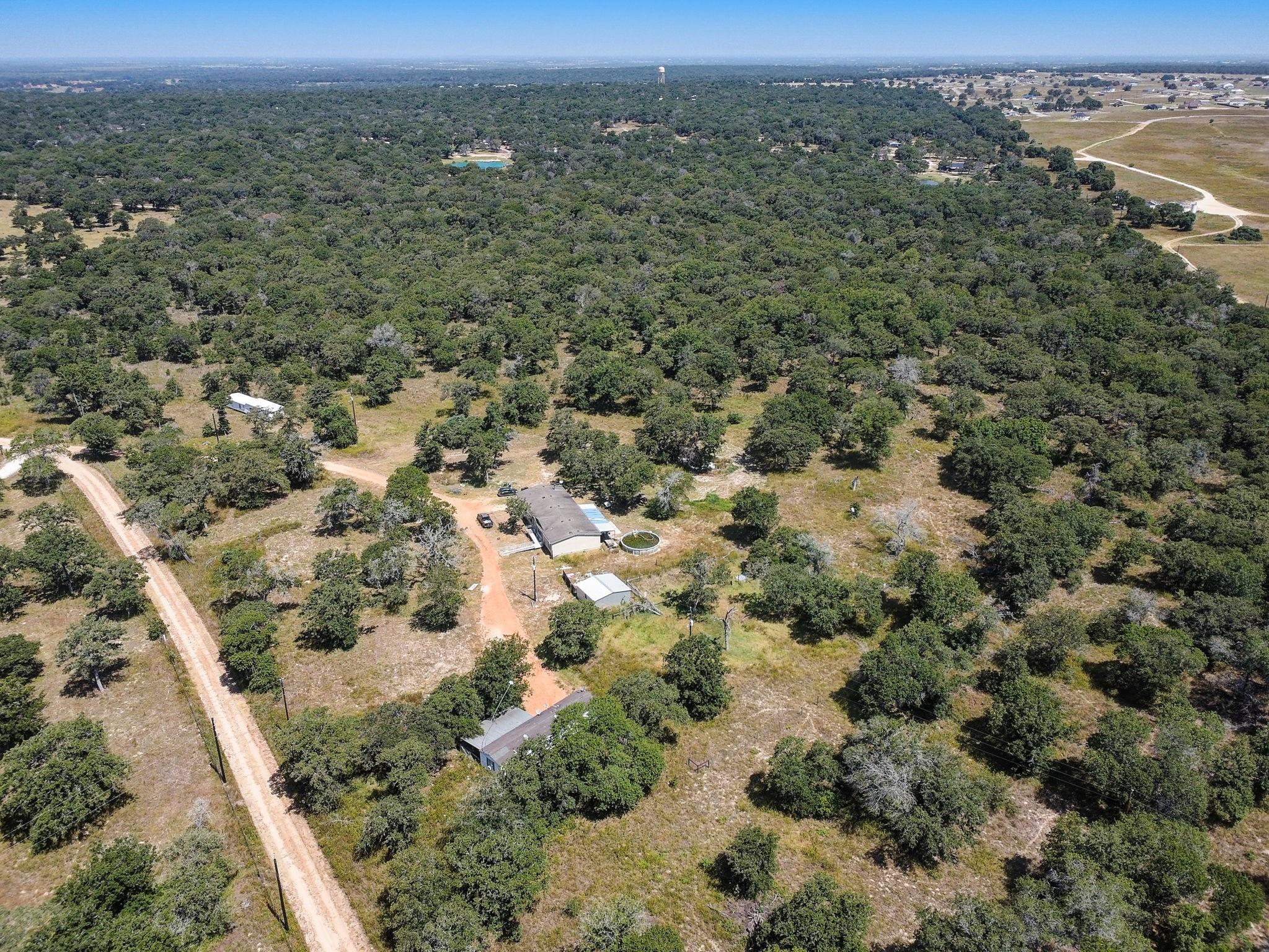 2125 Polly Lane La Vernia TX 78121