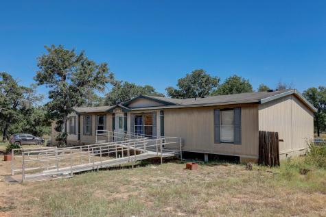2125 Polly Lane La Vernia TX 78121