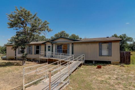 2125 Polly Lane La Vernia TX 78121