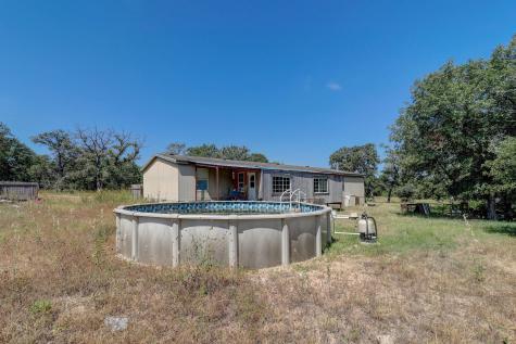 2125 Polly Lane La Vernia TX 78121