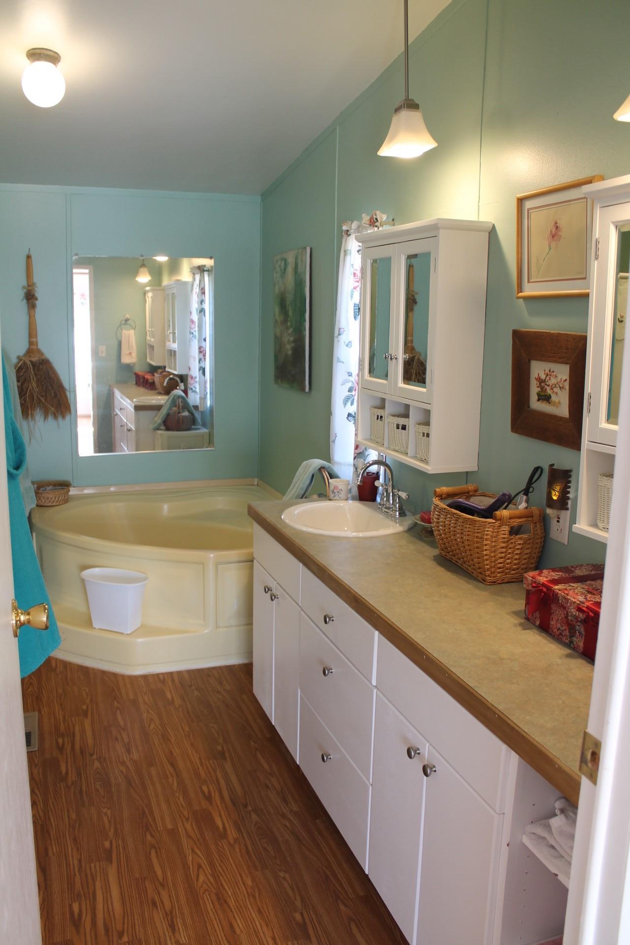 24604 Long Hollow Trail Leander TX 78641