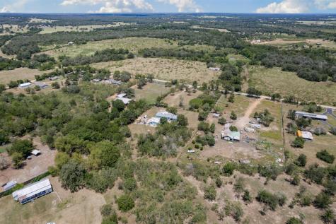 147 Community Center Road Rosanky TX 78953