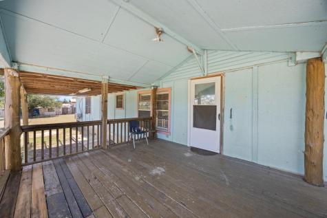 147 Community Center Road Rosanky TX 78953