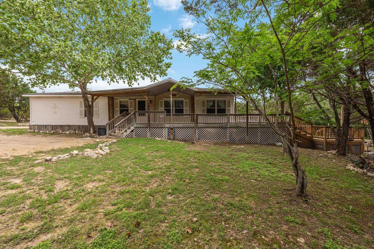 1820 Thousand Oaks Trail Liberty Hill TX 78642