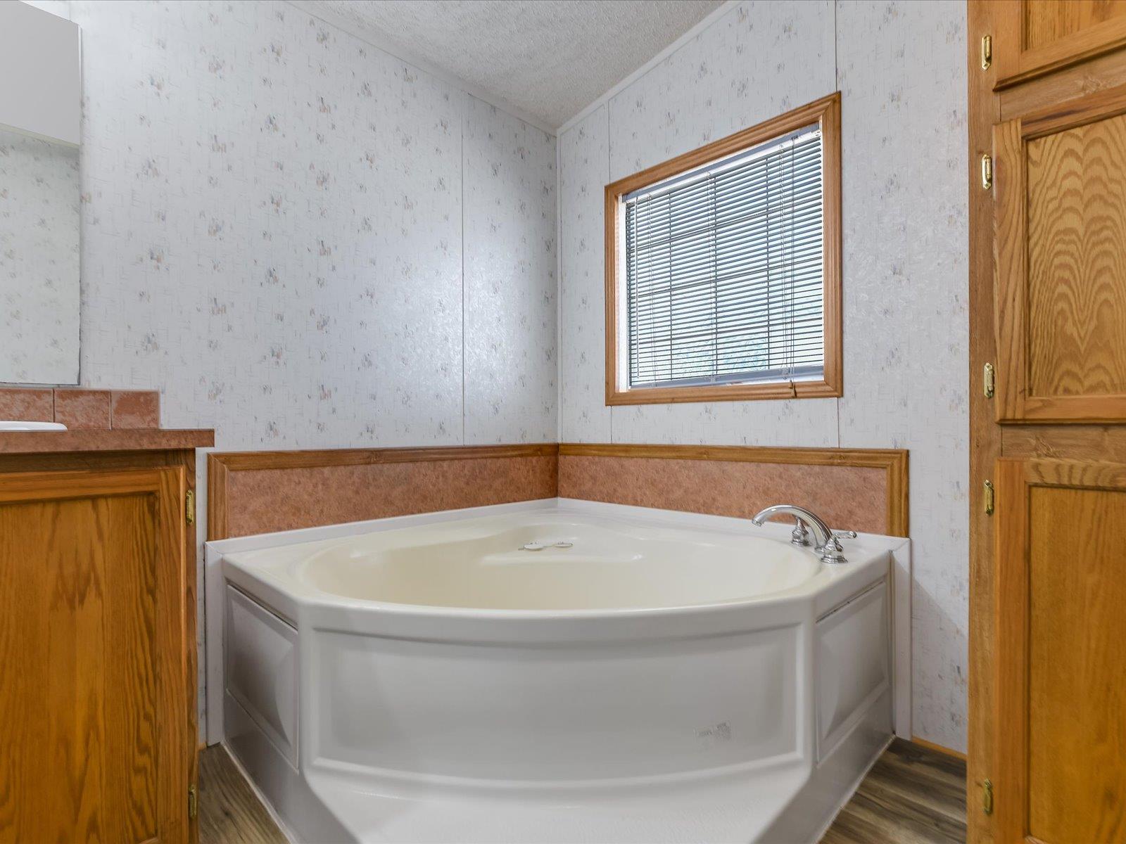 1820 Thousand Oaks Trail Liberty Hill TX 78642