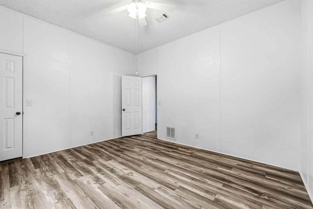 1820 Thousand Oaks Trail Liberty Hill TX 78642