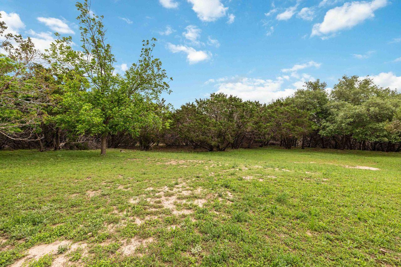 1820 Thousand Oaks Trail Liberty Hill TX 78642