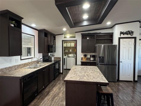 269 Featherstone Drive Converse TX 78109