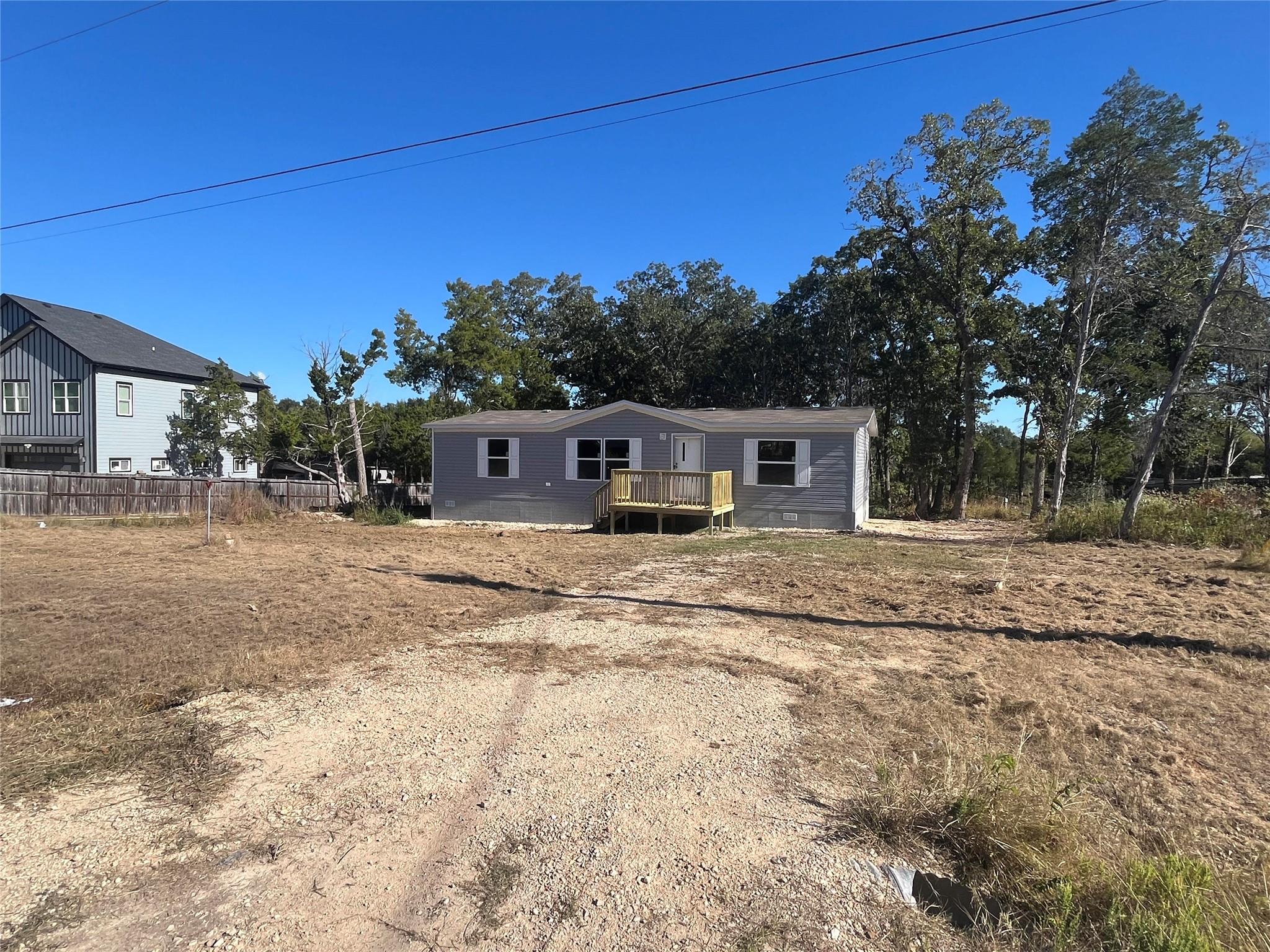 107 Los Cueva Road Elgin TX 78621