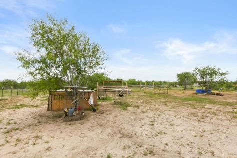 305 Blue Quail Street Dale TX 78616