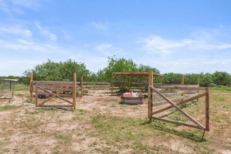 305 Blue Quail Street Dale TX 78616