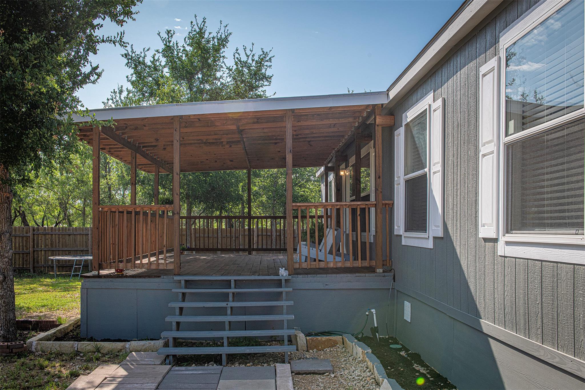 112 Jabali Street Cedar Creek TX 78612