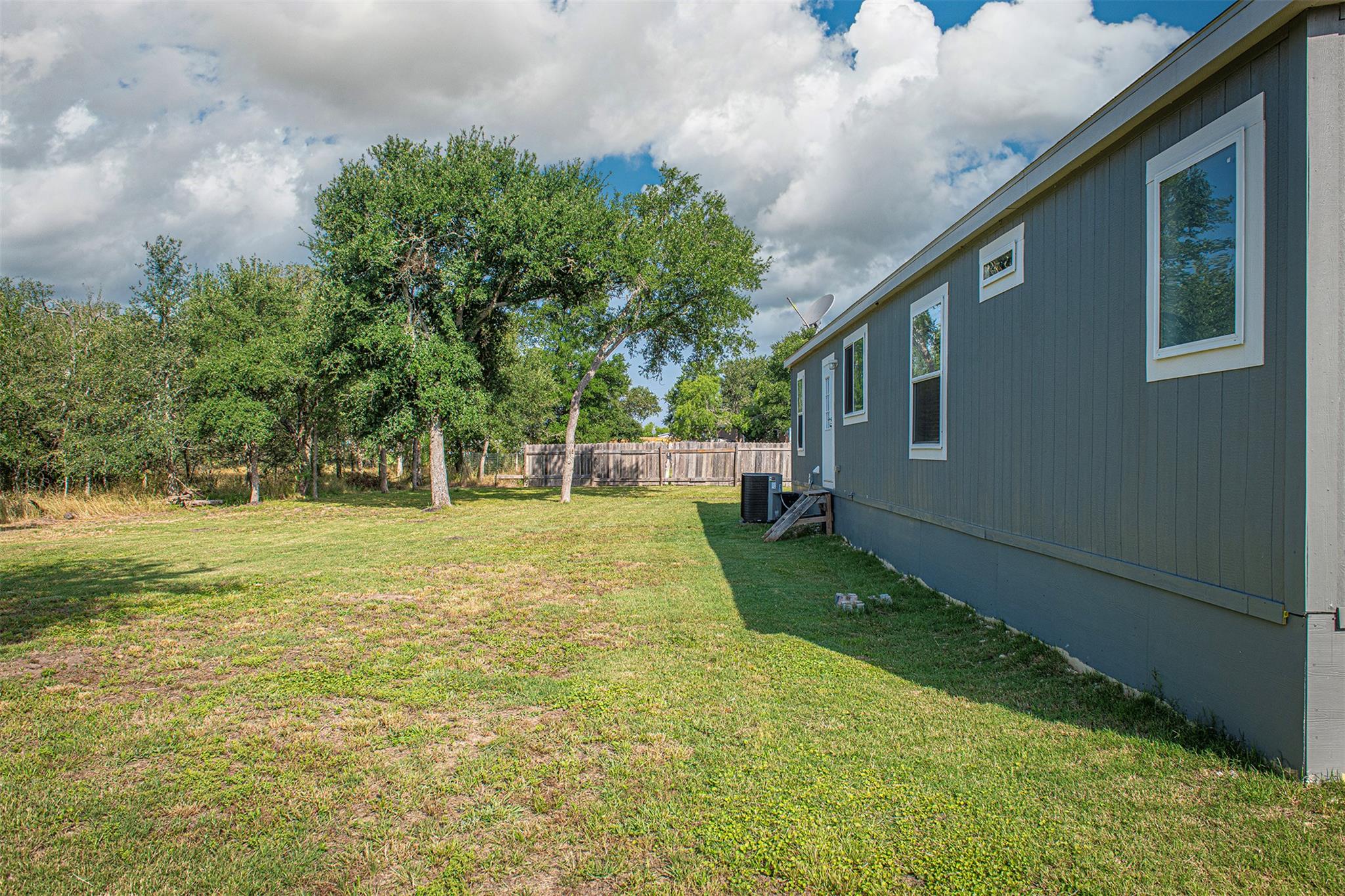 112 Jabali Street Cedar Creek TX 78612