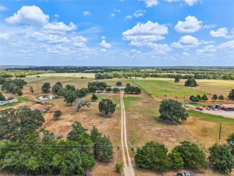 372 Hofferek Road Rosanky TX 78953